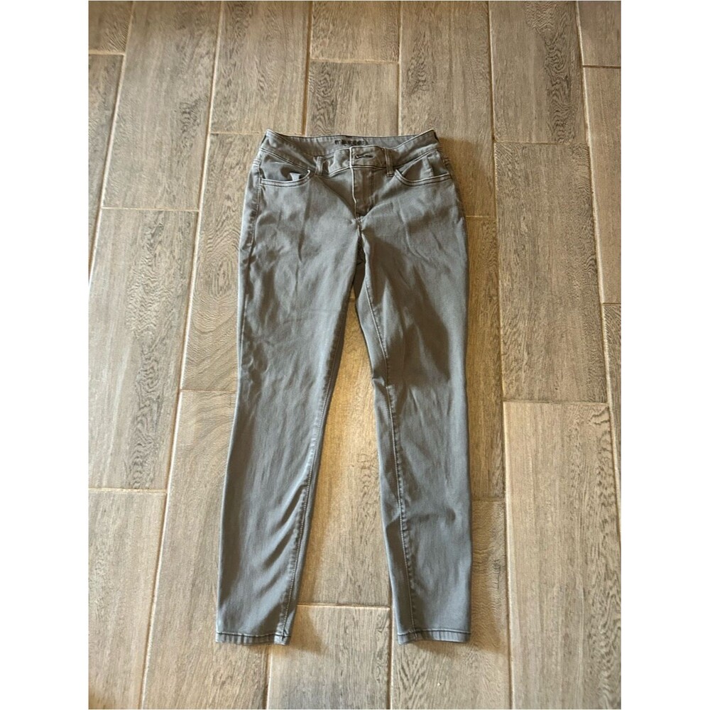 Maurices Charcoal Straight-Leg Pants - size small short